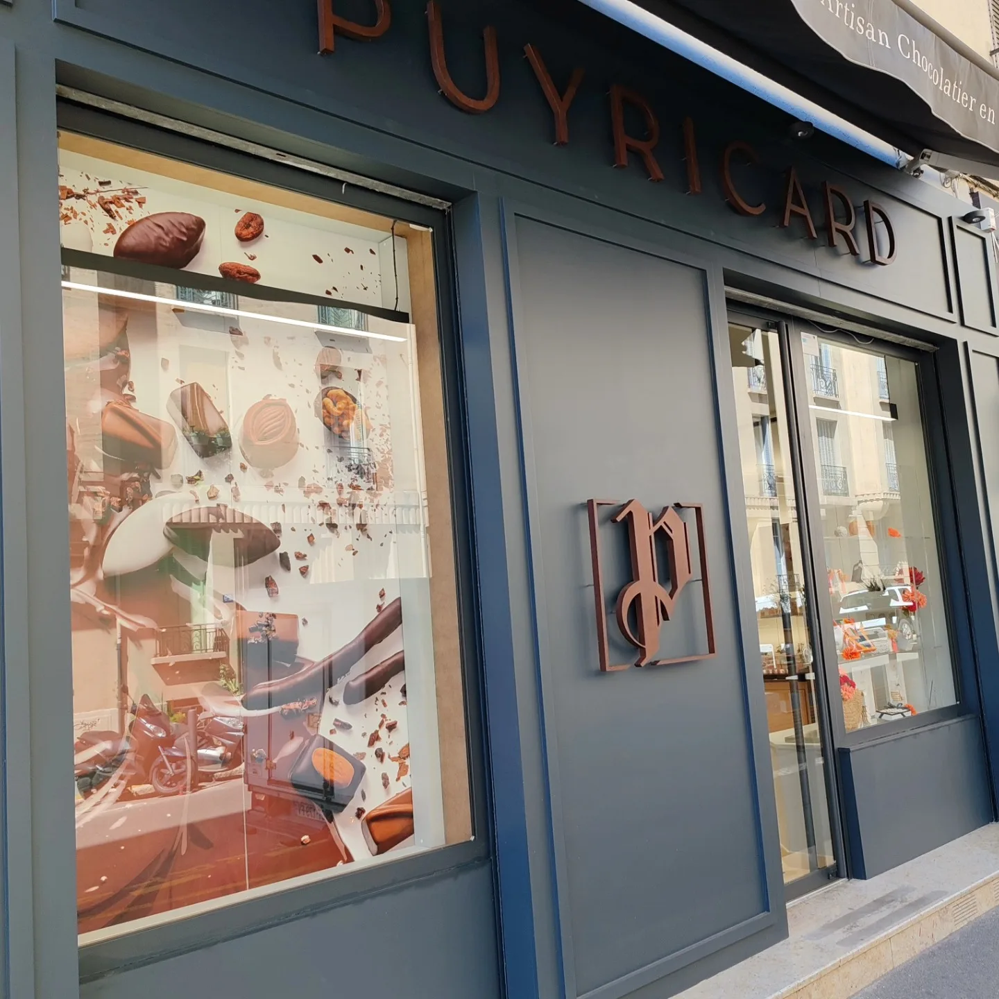 Vitrine Puyricard