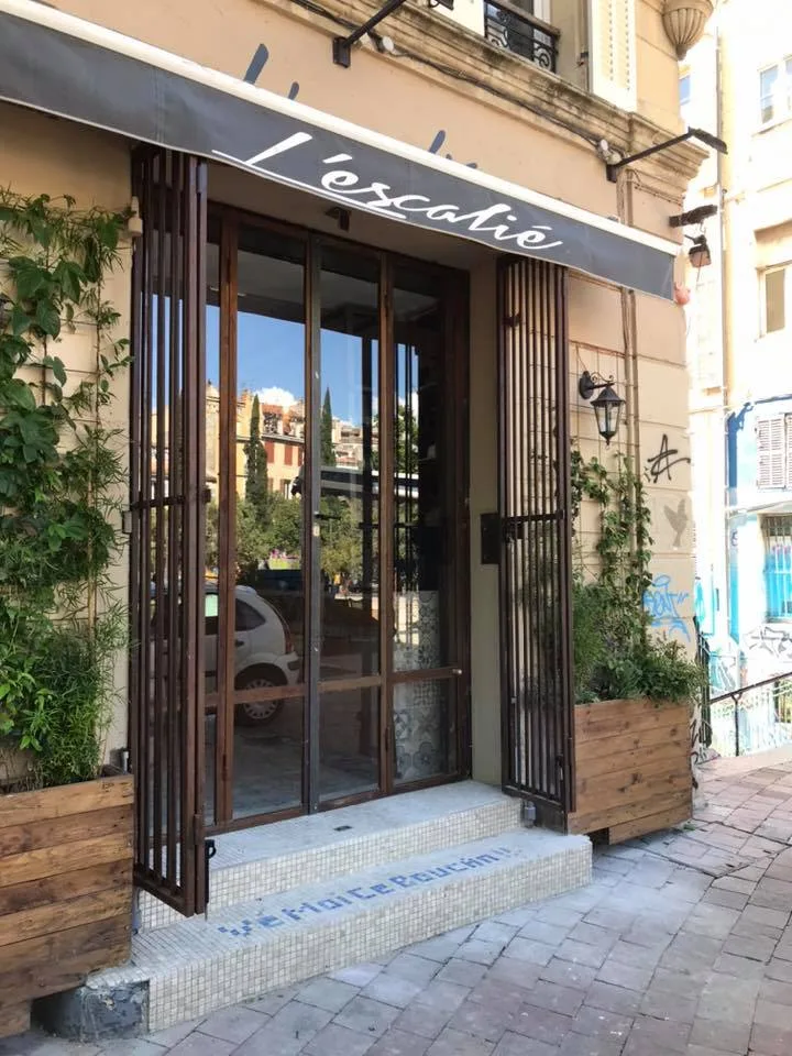 Vitrine l'Escalié